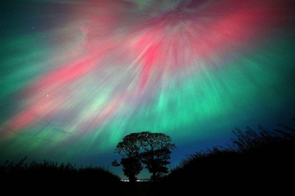 Where Can People Find The Northern Lights In Yorkshire During The G5 Cannibal Solar Storm?